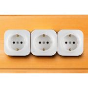 Розетка 1-м ОП Quteo 16А IP20 2P+E с заземл. без защ. шторок бел. IEK 782211